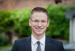 Dirk Kremer über den Beruf des Steuerberaters